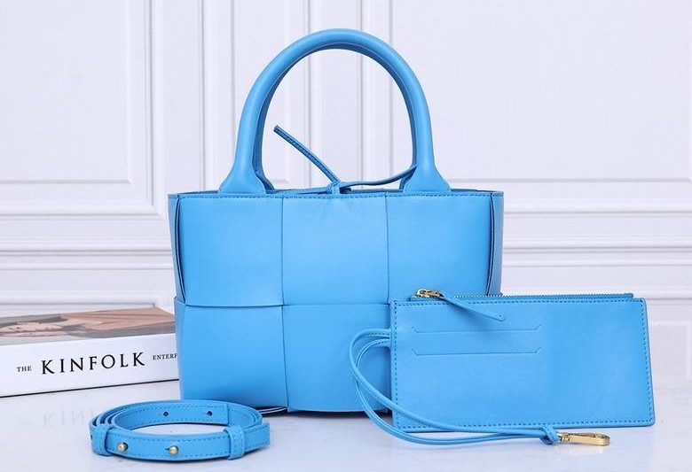 Bottega Veneta Replica Bags 2236 25X16X8cm EL 10