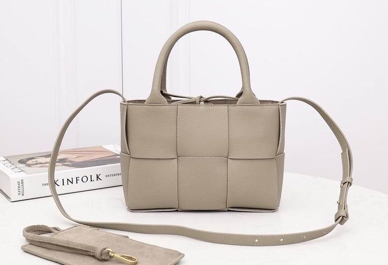 Bottega Veneta Replica Bags 2236 25X16X8cm EL 8