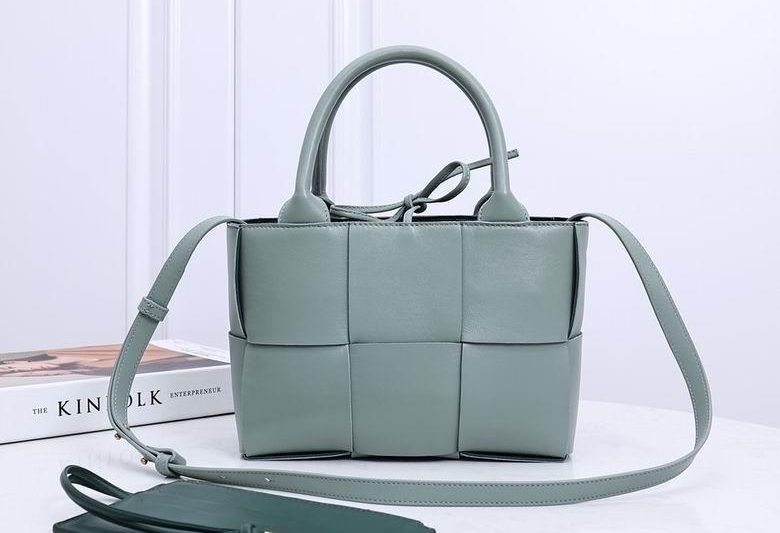 Bottega Veneta Replica Bags 2236 25X16X8cm EL 4