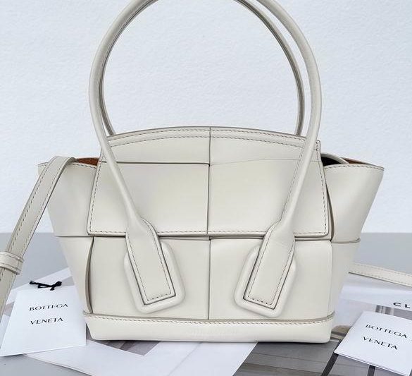 Bottega Veneta Replica Bags Arco 20x20x9cm BG 2