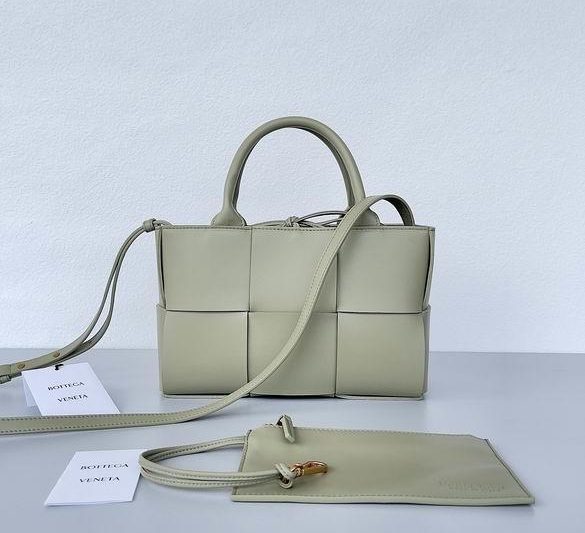 Bottega Veneta Replica Bags 709337 25x16x8cm BG 5