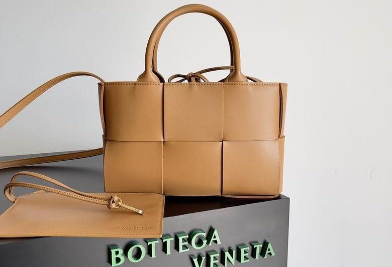 Bottega Veneta Replica Bags 709337 25x16x8cm BG 2