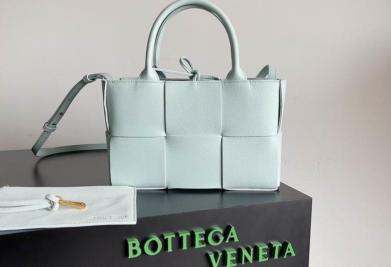 Bottega Veneta Replica Bags 709337 25x16x8cm BG 3