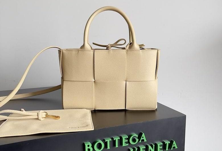 Bottega Veneta Replica Bags 709337 25x16x8cm BG 1