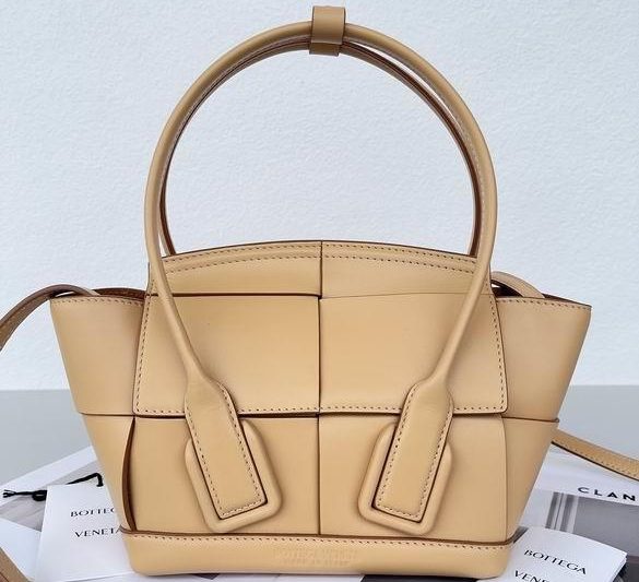Bottega Veneta Replica Bags Arco 20x20x9cm BG 1