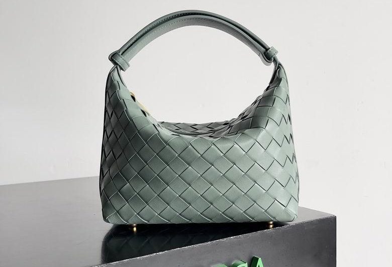 Bottega Veneta Replica Bags 754443 22X13X9cm YG 14
