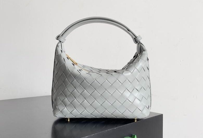 Bottega Veneta Replica Bags 754443 22X13X9cm YG 4