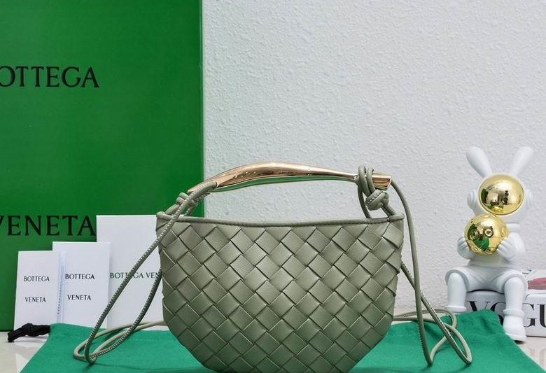 Bottega Veneta Replica Bags 6680 20X12X2.5cm EL 3