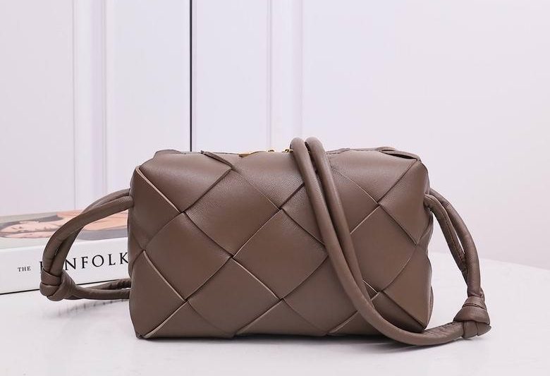 Bottega Veneta Replica Bags 2240-1 22X14.5X7.5cm EL 9