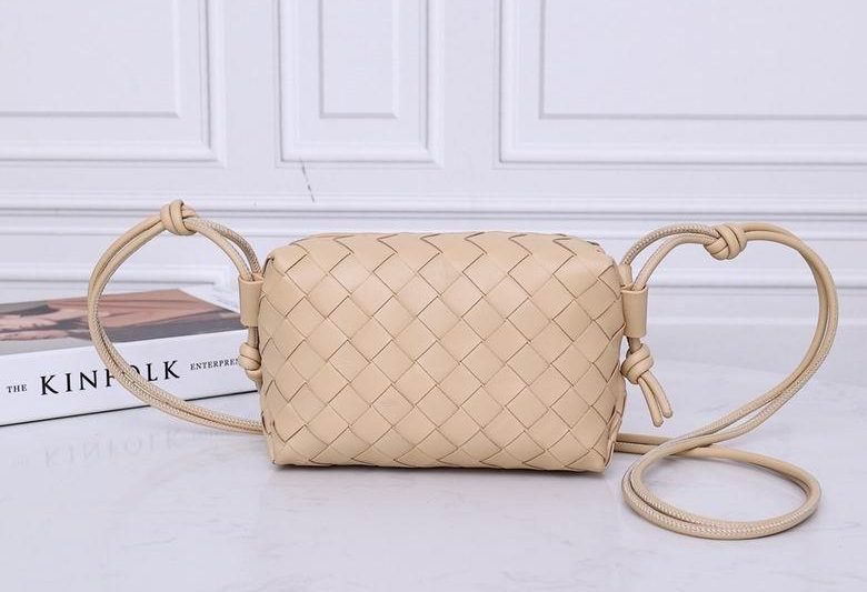Bottega Veneta Replica Bags 8809 17x10x6cm DL 1