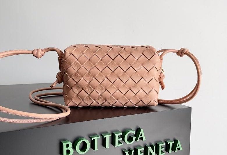 Bottega Veneta Replica Bags Loop 680254 17x10x6cm BG 3