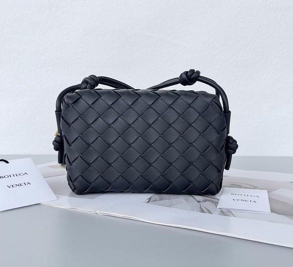Bottega Veneta Replica Bags Loop 680254 17x10x6cm BG 2
