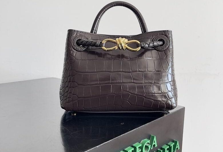 Bottega Veneta Replica Bags Andiamo 777614 22X9X15.5cm BG 2