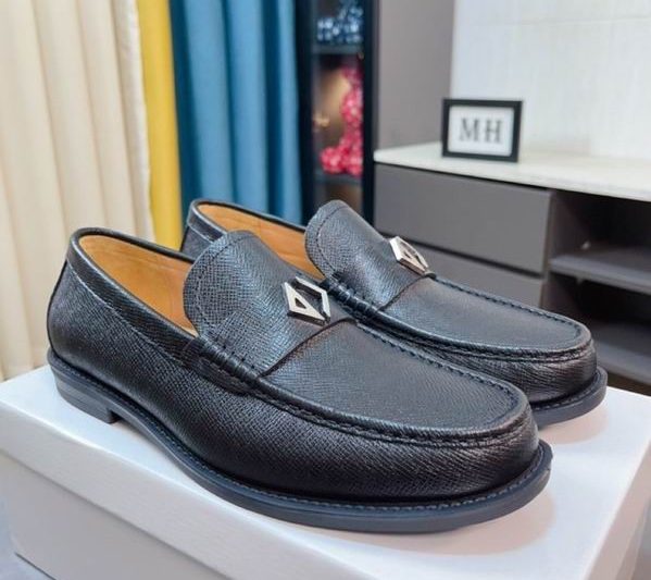 Replica Gucci Shoes size 38-44 mnf0328
