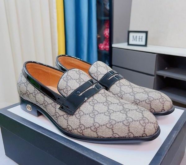 Replica Gucci Shoes size 38-44 mnf0247