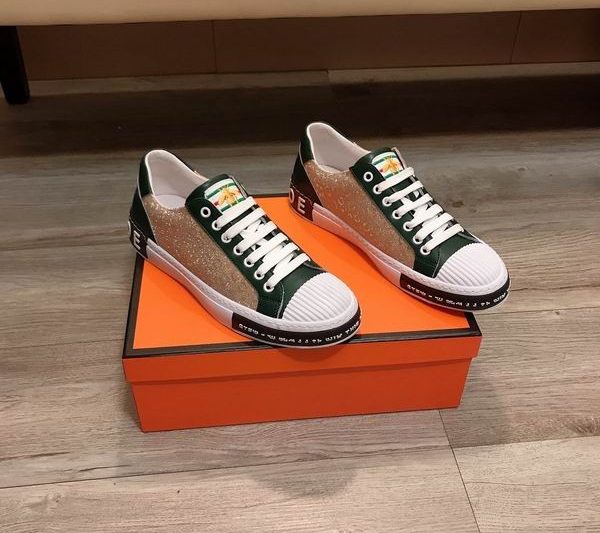 Replica Gucci Shoes size 38-44 mnf0383