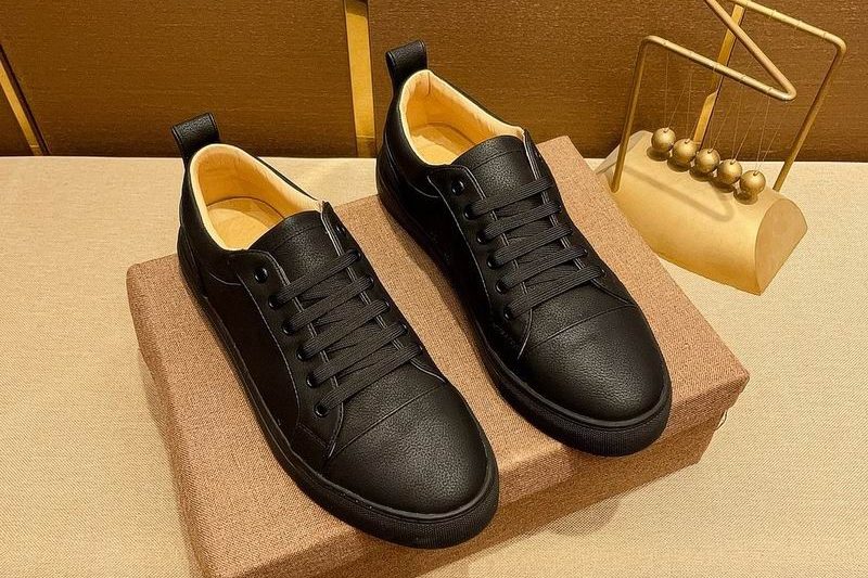 Replica Gucci Shoes size 38-44 mnf0361