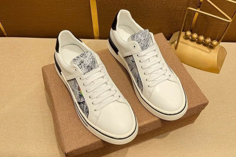 Replica Gucci Shoes size 38-44 mnf0350