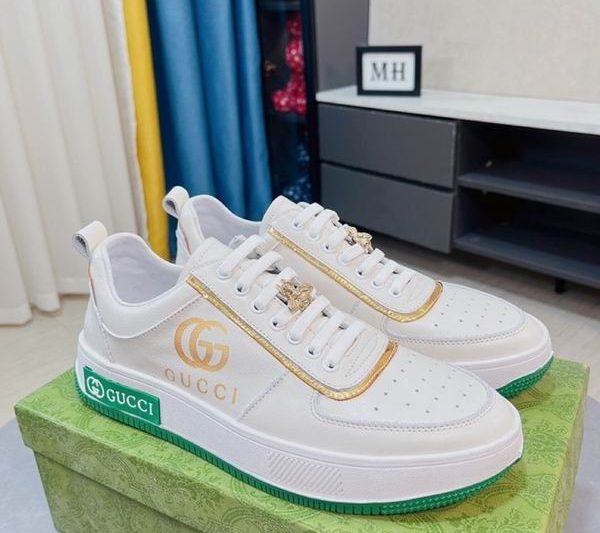 Replica Gucci Shoes size 38-44 mnf0325