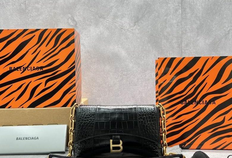 Balenciaga Bags 92815 25.5x6x16cm FY