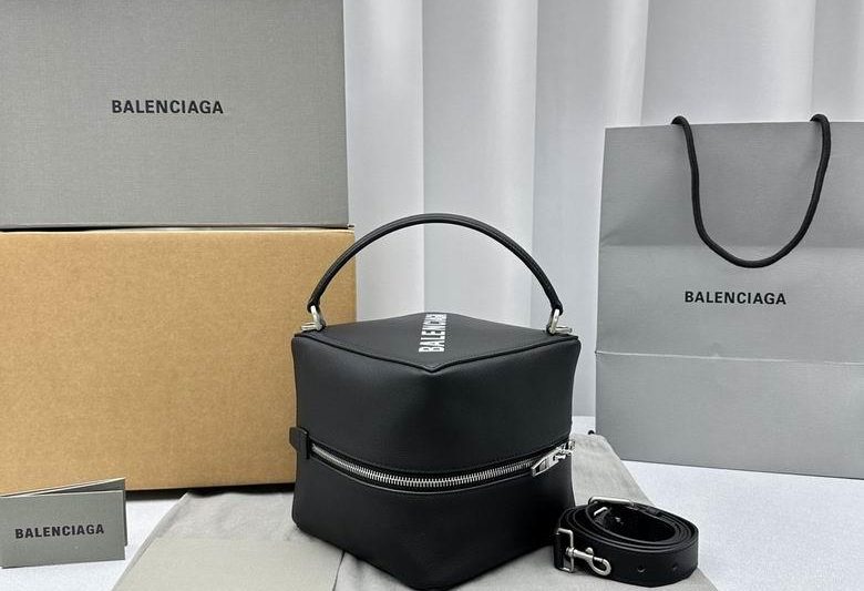 Balenciaga Bags 92856 16X16cm GY