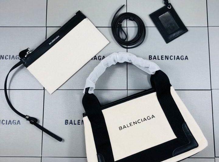 Balenciaga Bags BF209186