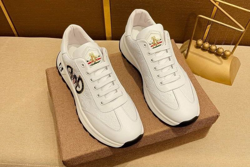 Replica Gucci Shoes size 38-44 mnf0337