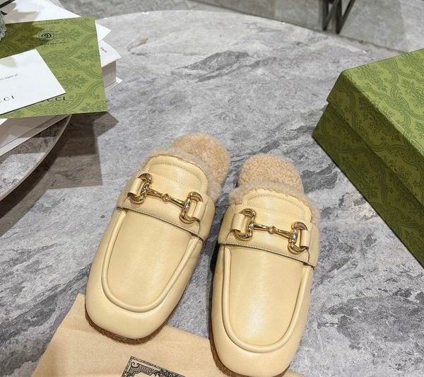 Replica Gucci Shoes size 35-42 mnf0212