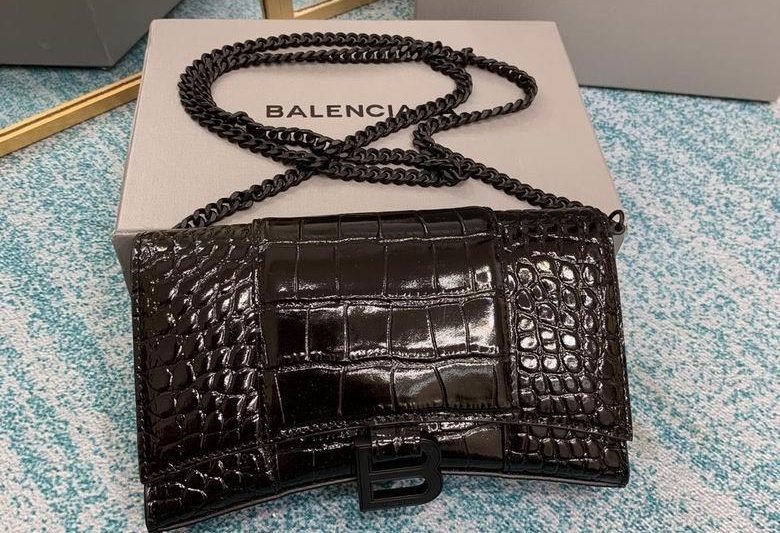 Balenciaga Bags 656050 19x12x5cm FY 5