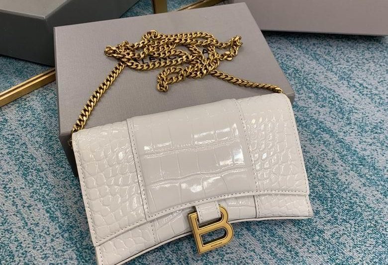 Balenciaga Bags 656050 19x12x5cm FY 3