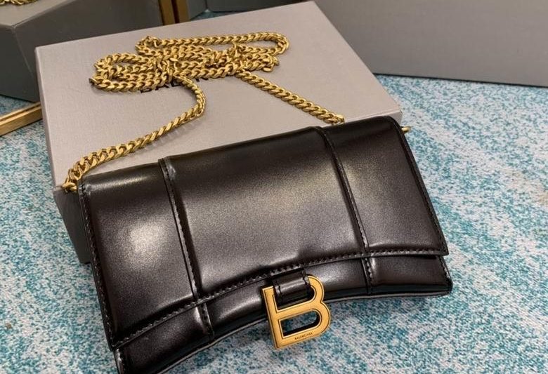 Balenciaga Bags 656050 19x12x5cm FY 1
