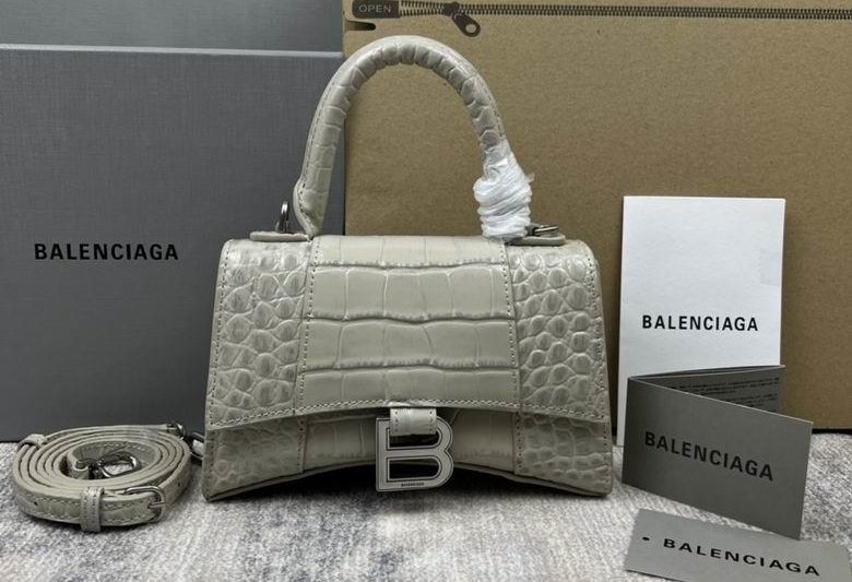 Balenciaga Bags 8896 19x8x21cm FY 1