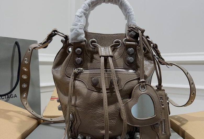 Balenciaga Bags LeCagole 30X23X17cm 032203 GY 7