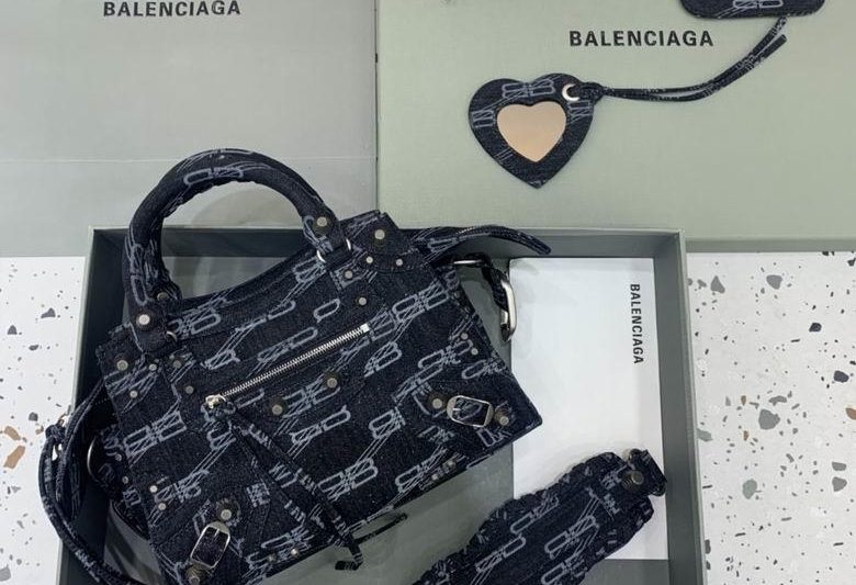 Balenciaga Bags 638515 26x13x18cm FY 3