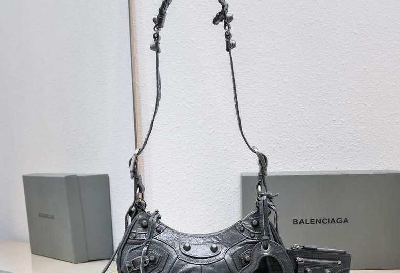 Balenciaga Bags 26X12X6cm 120102 GY 10