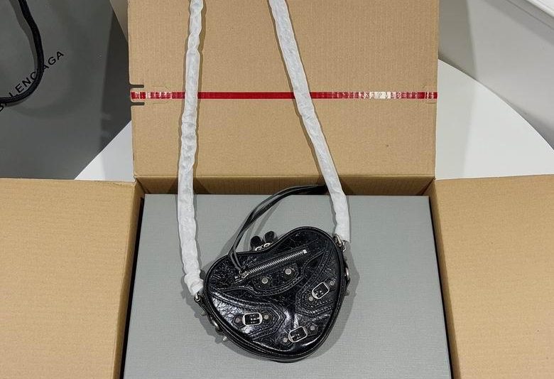 Balenciaga Bags 5X15X17cm 032201 GY 17