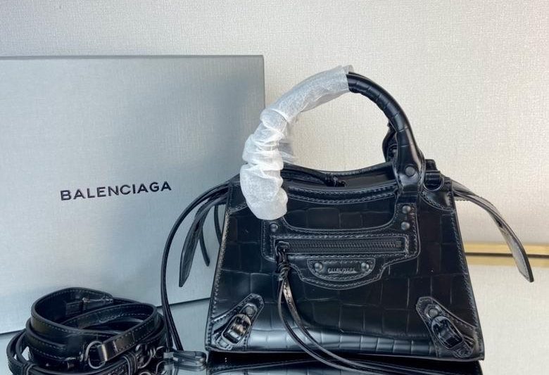 Balenciaga Bags Balenciaga 22x9x14.5cm FY 10