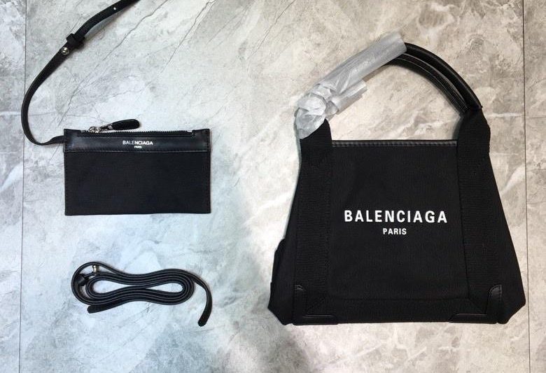 Balenciaga Bags 521 26x10x22cm FY 2