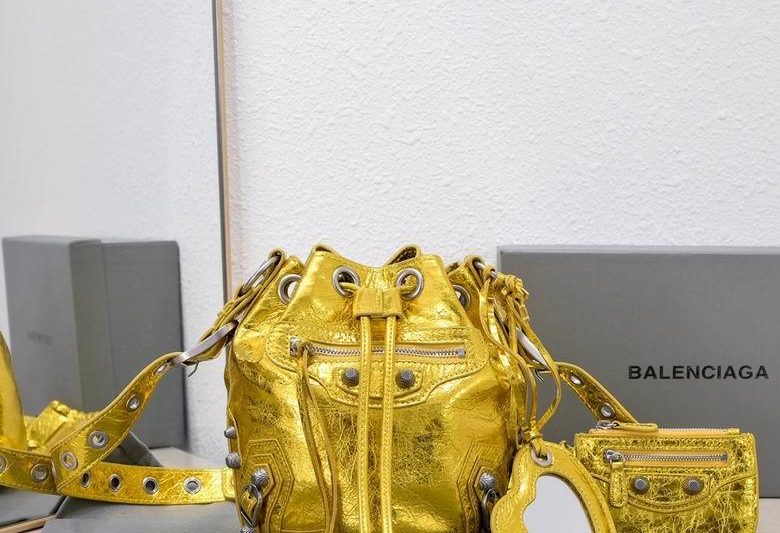 Balenciaga Bags 15X20X18cm 112902 GY 4