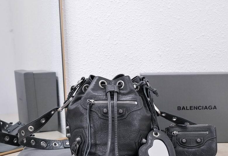Balenciaga Bags 2021 23X10X24ccm GY 5
