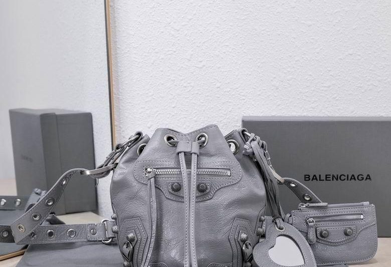 Balenciaga Bags Balenciaga 长15x高20x宽18cm FY 12