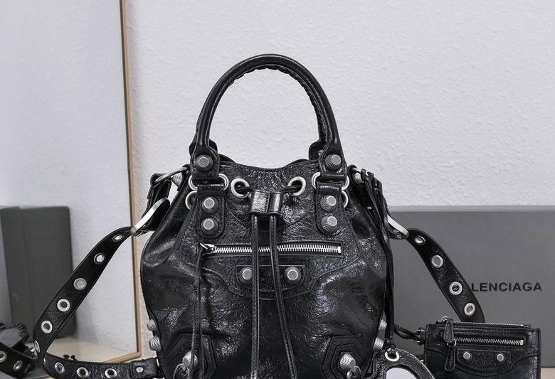 Balenciaga Bags Balenciaga 30x23x17cm FY 6