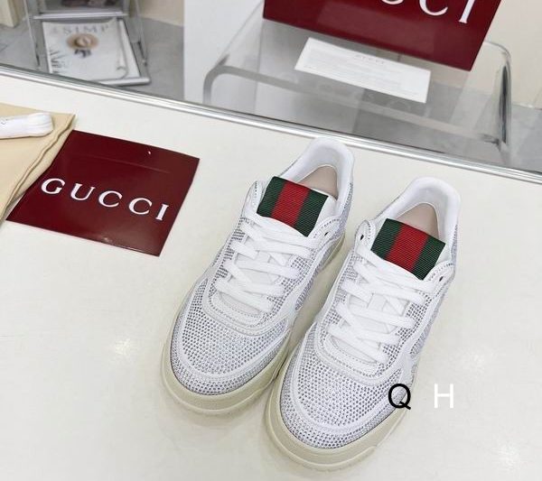 Replica Gucci Shoes size 35-40  HX1001