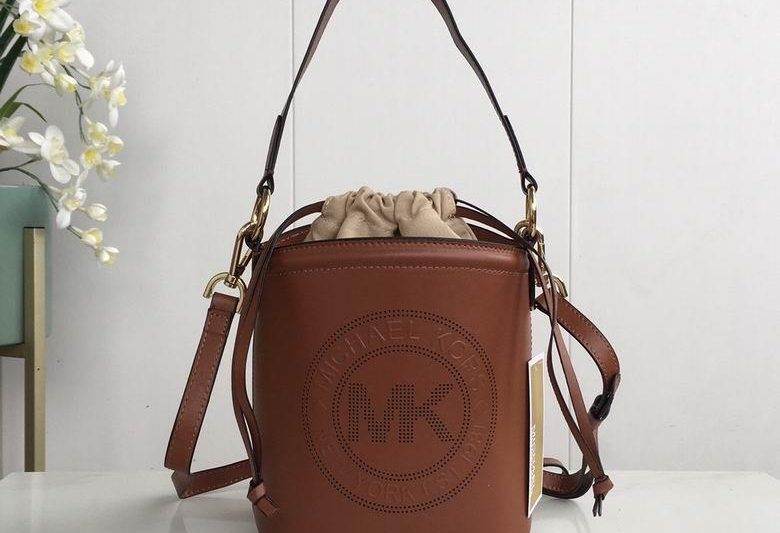 Michael Kors Bags Monogramme 9977 16X18X11.5cm DY 4colour