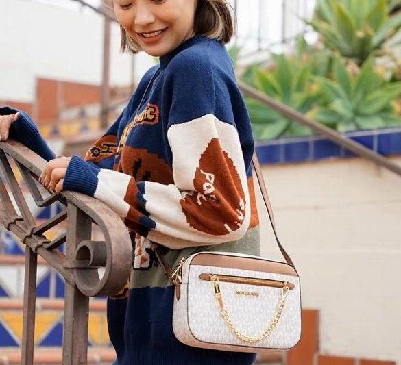 Michael Kors Bags JET SET ITEM 24X16X5cm 090307 DY 2
