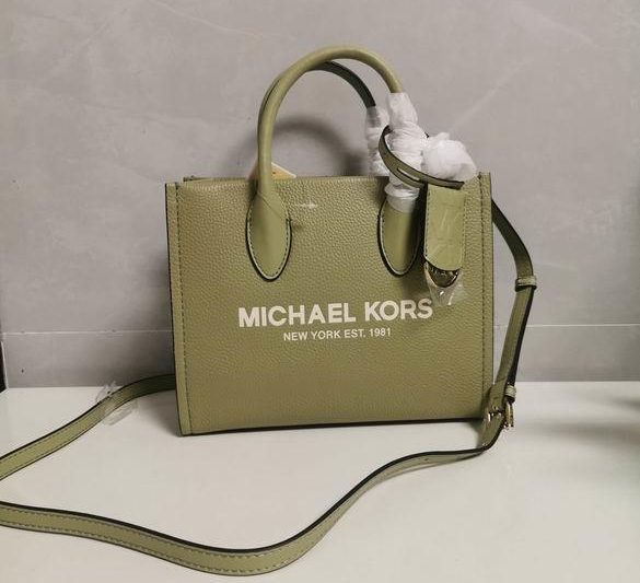 Michael Kors Bags 24X19X9cm 090310 DY 15