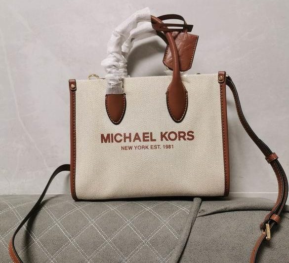Michael Kors Bags 24X19X9cm 090310 DY 11