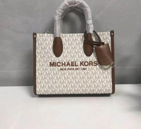 Michael Kors Bags 24X19X9cm 090310 DY 9