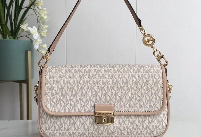 Michael Kors Bags Bradshaw 9933 26X14X4cm DY 2