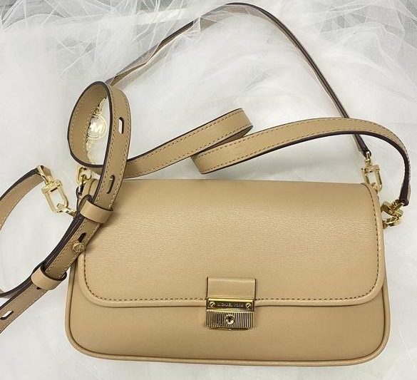Michael Kors Bags Bradshaw 26X14X4cm 091106 DY 8